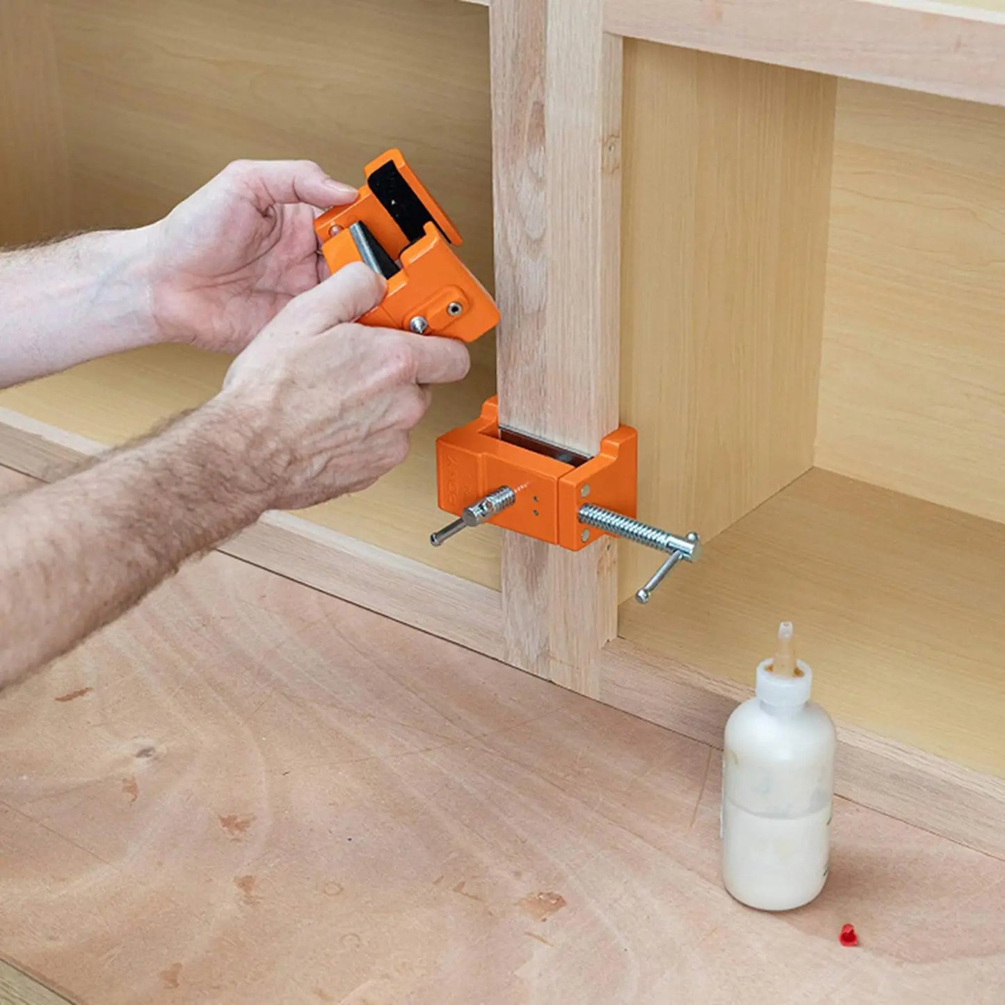 Adjustable Cabinet Frame Clamps